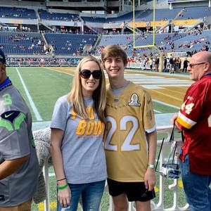 Meet your Posher, Kelly